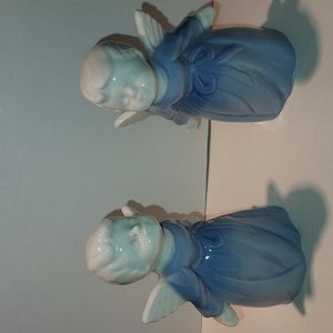 🟢VINTAGE Kissing Angels